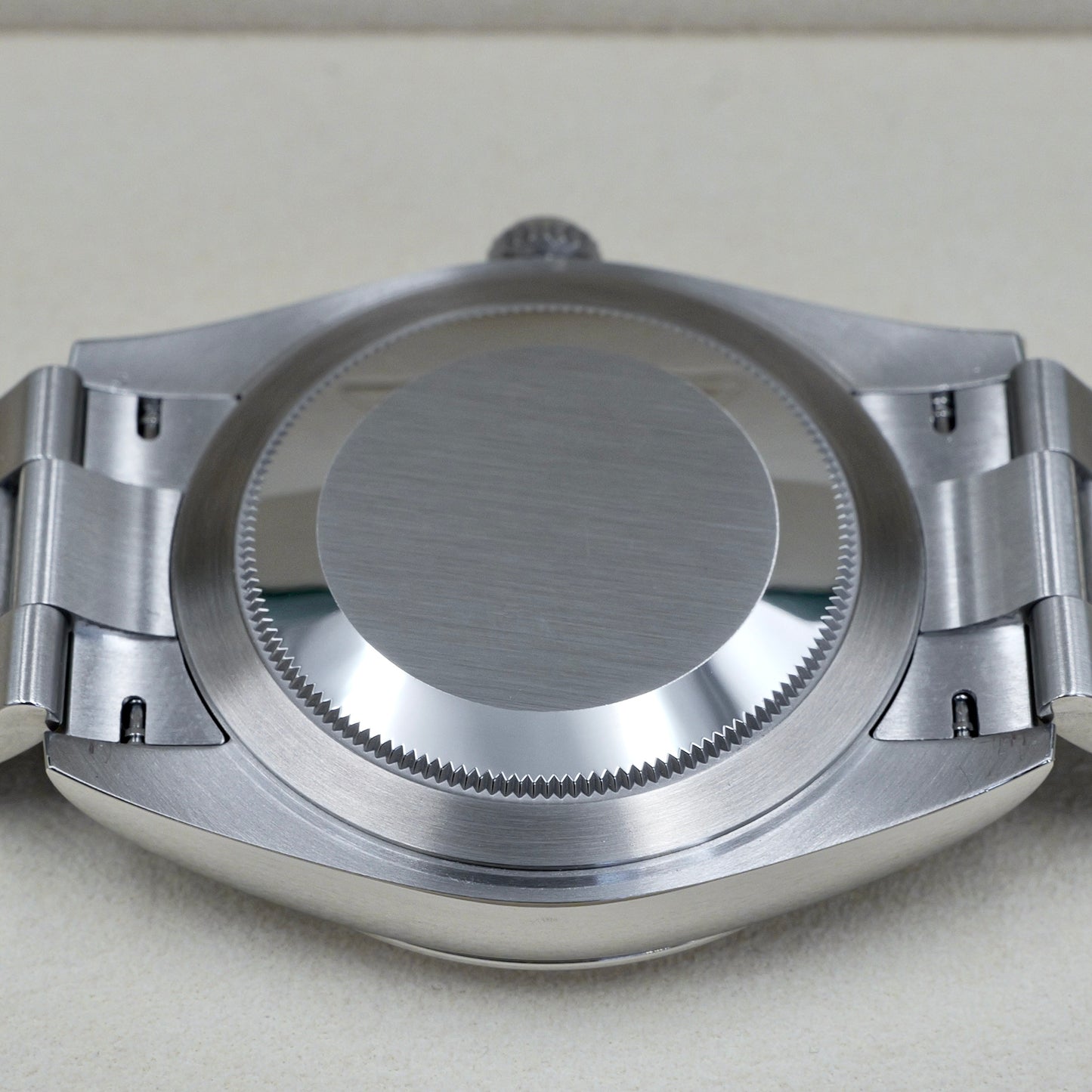 Rolex Datejust 41 Black Dial Smooth Bezel 126300 - Full Set (2024)