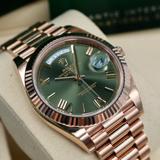 Rolex Day-Date 40 Olive Rose Gold 228235 - Full Set (2022)