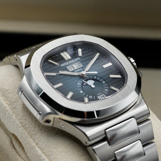 Patek Philippe Nautilus Price on request 5726/1A-014 - Full Set (2022)