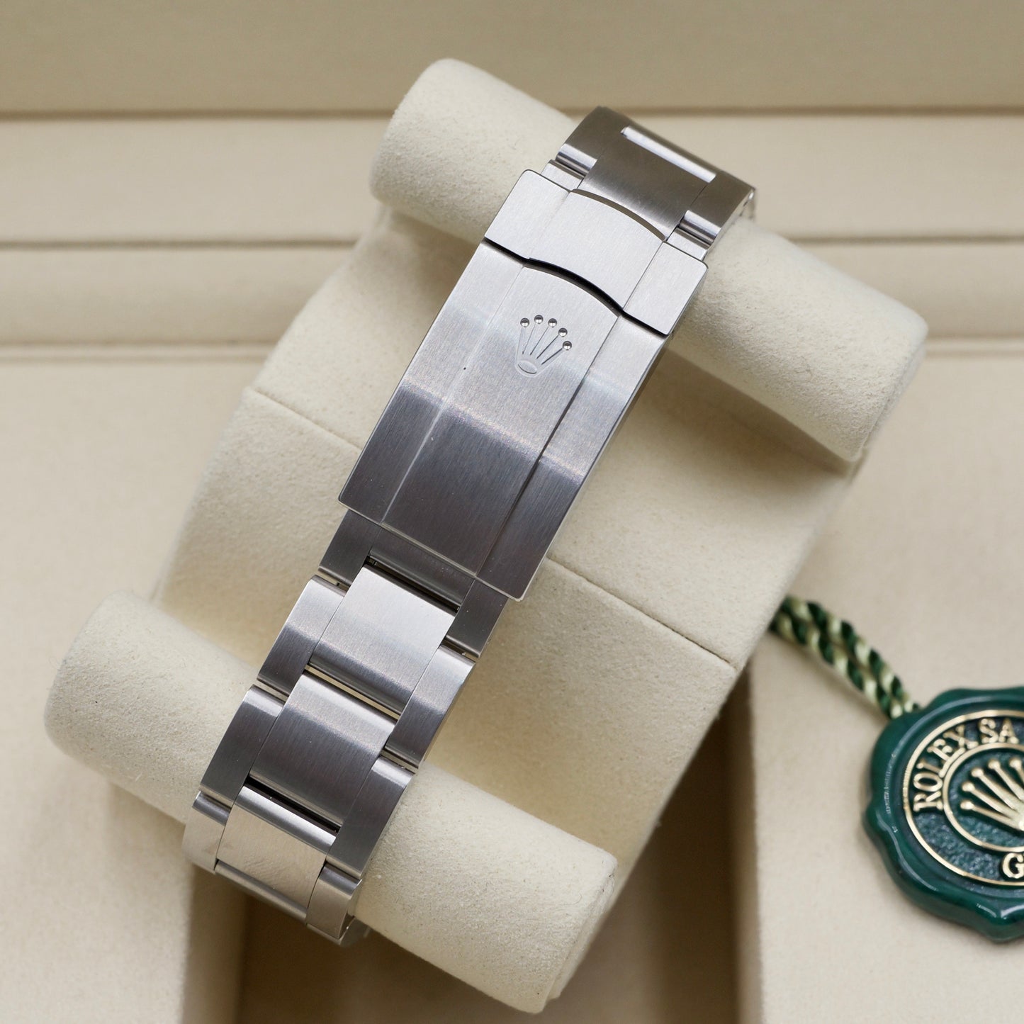 Rolex Oyster Perpetual 36 Green Dial 126000 - Full Set (2022)