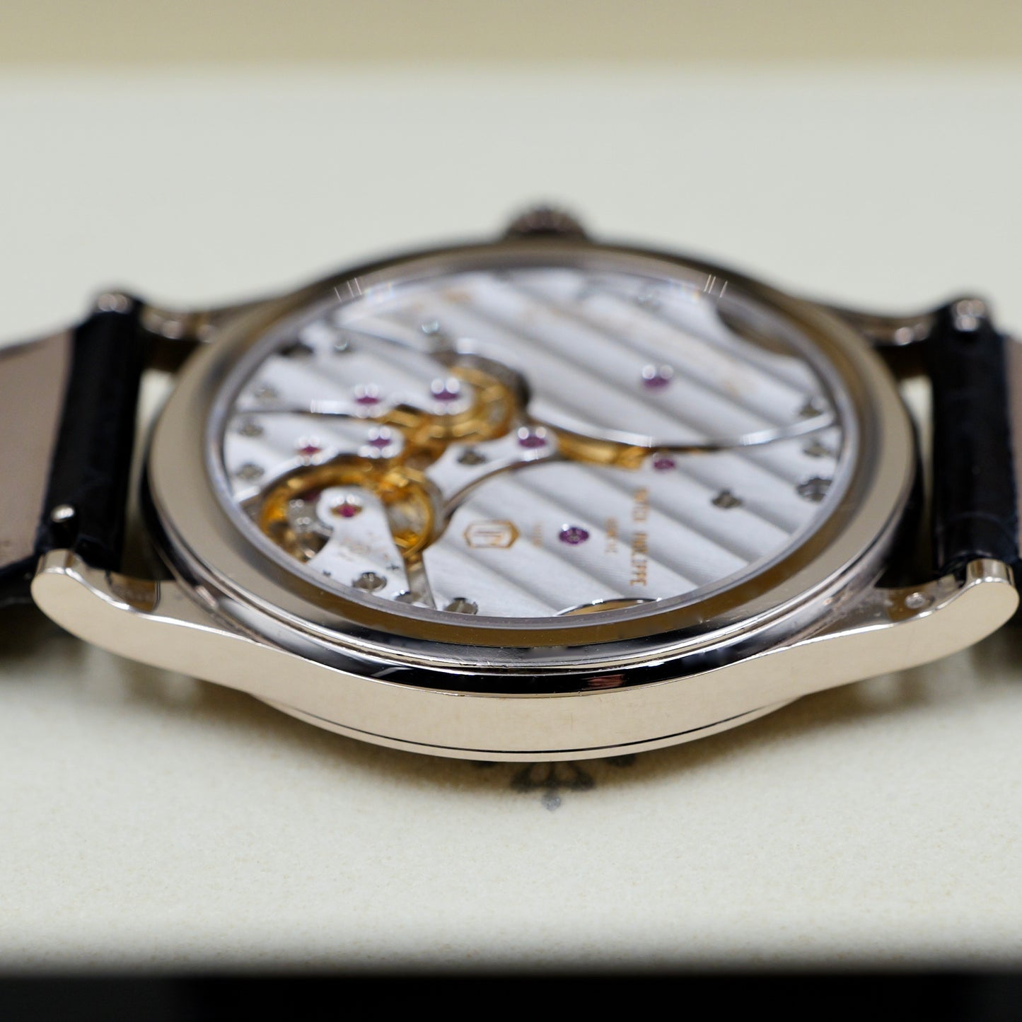 Patek Philippe Calatrava 6119G-001 - Full Set (2025)