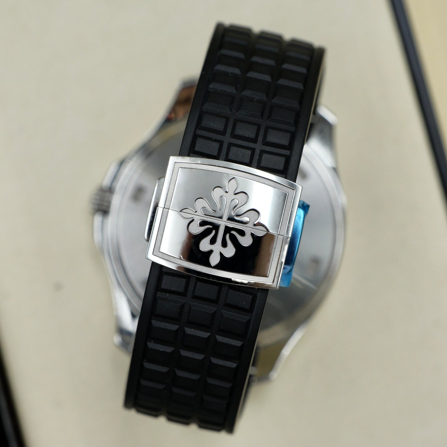 Patek Philippe Aquanaut Diamond Bezel 5267 Full Set (2025)