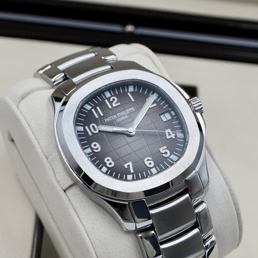 Patek Philippe Aquanaut Grey Dial 5167/1A - Full Set (2020)
