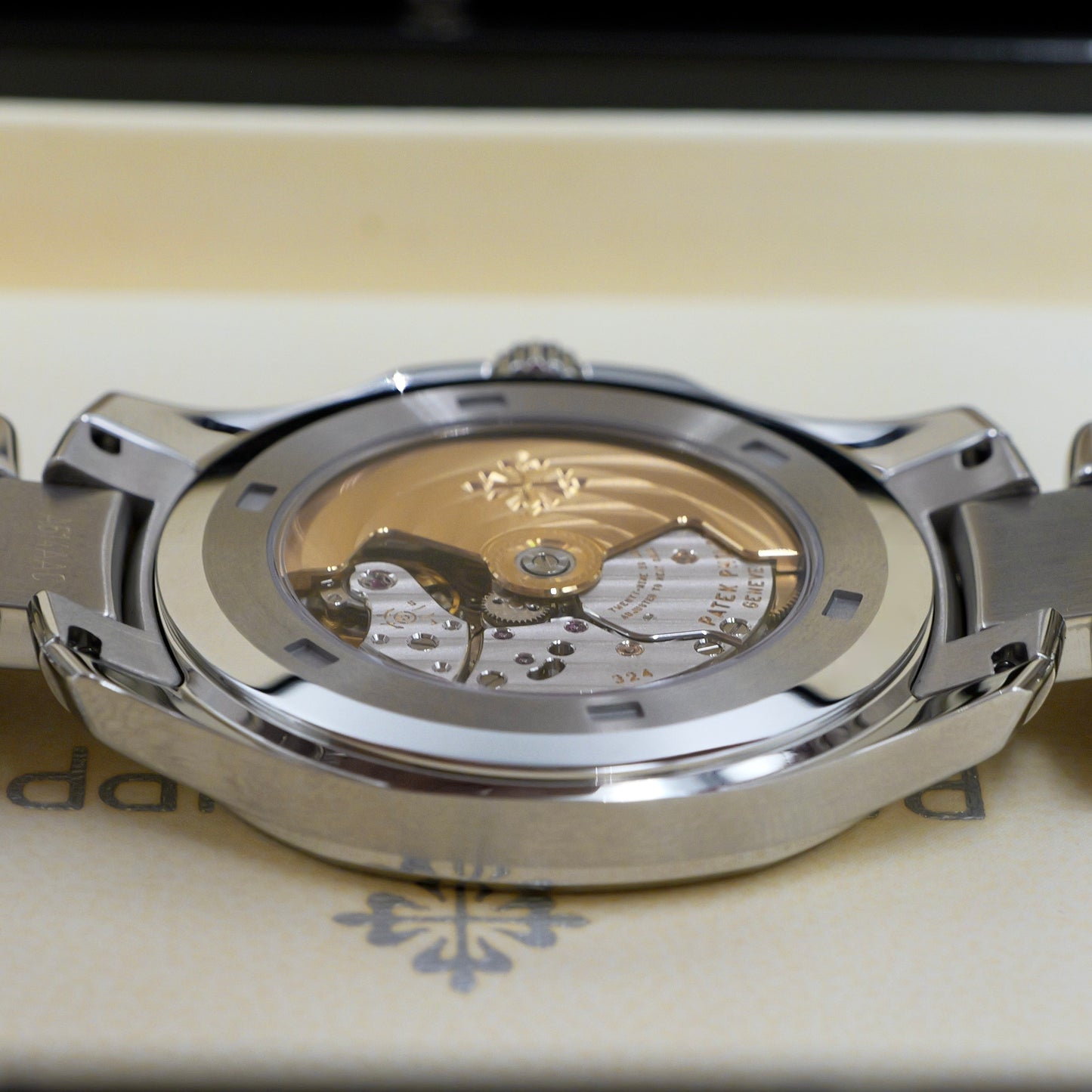 Patek Philippe Aquanaut Grey Dial 5167/1A - Full Set (2020)
