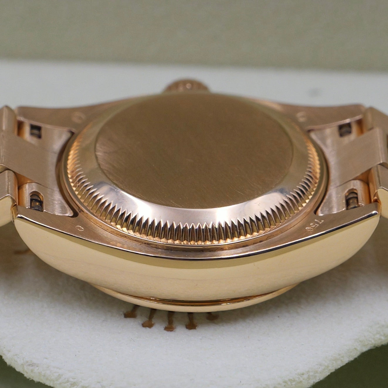 Rolex Lady-Datejust 26 Computer Diamond Dial with Factory Diamond Bezel and Shoulders