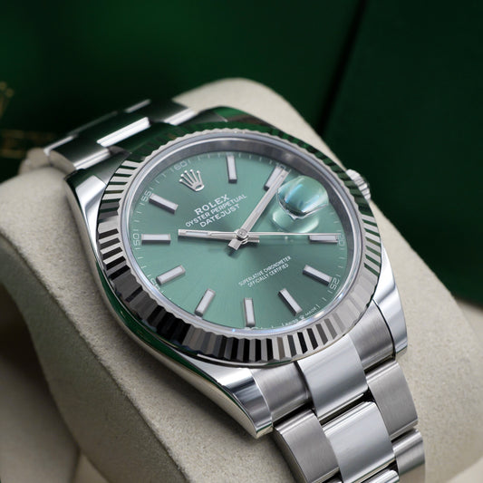 Rolex Datejust 41 Mint Green Fluted Oyster 126334 - Full Set (2026)