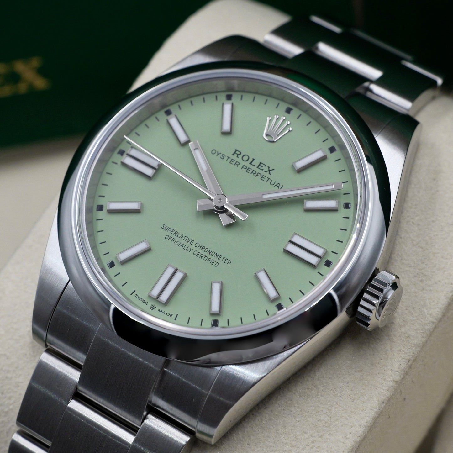Rolex Oyster Perpetual 41 Pistachio Dial 134300 - Full Set (2025)