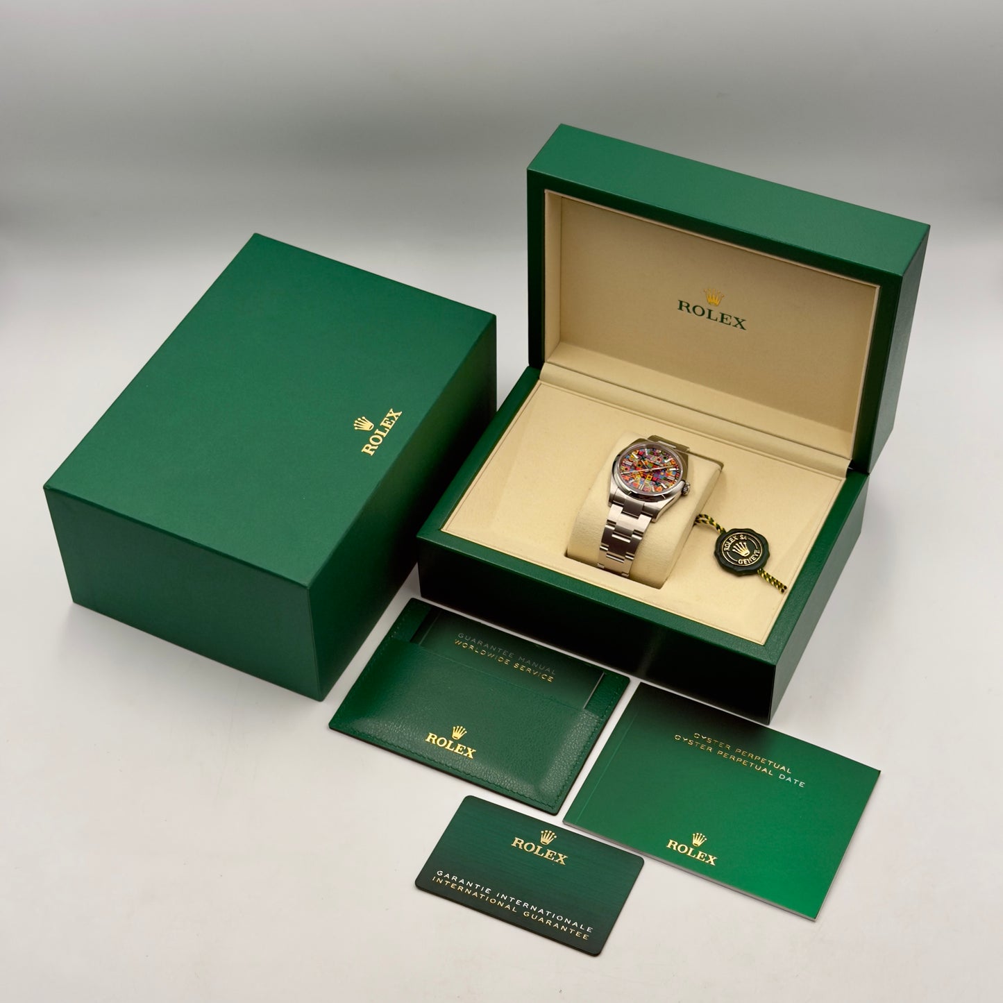 Rolex Oyster Perpetual 36 Jubilee Dial 126000 - Full Set (2026)