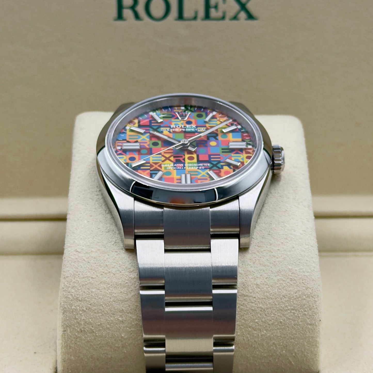 Rolex Oyster Perpetual 36 Jubilee Dial 126000 - Full Set (2026)