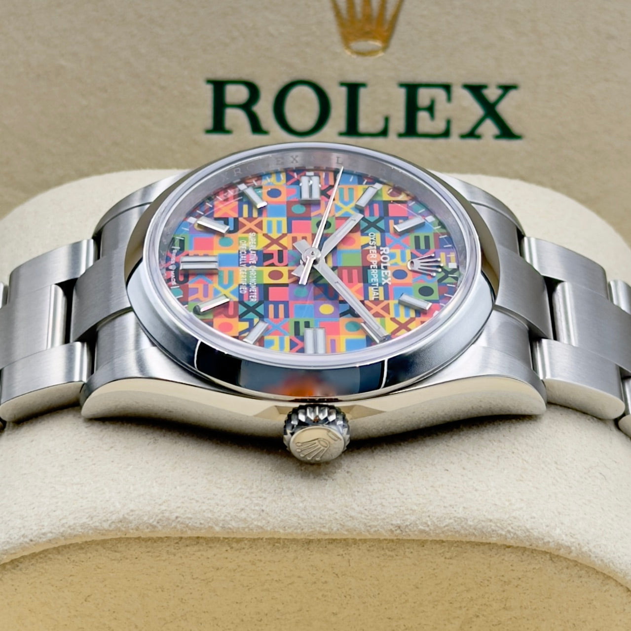 Rolex Oyster Perpetual 36 Jubilee Dial 126000 - Full Set (2026)