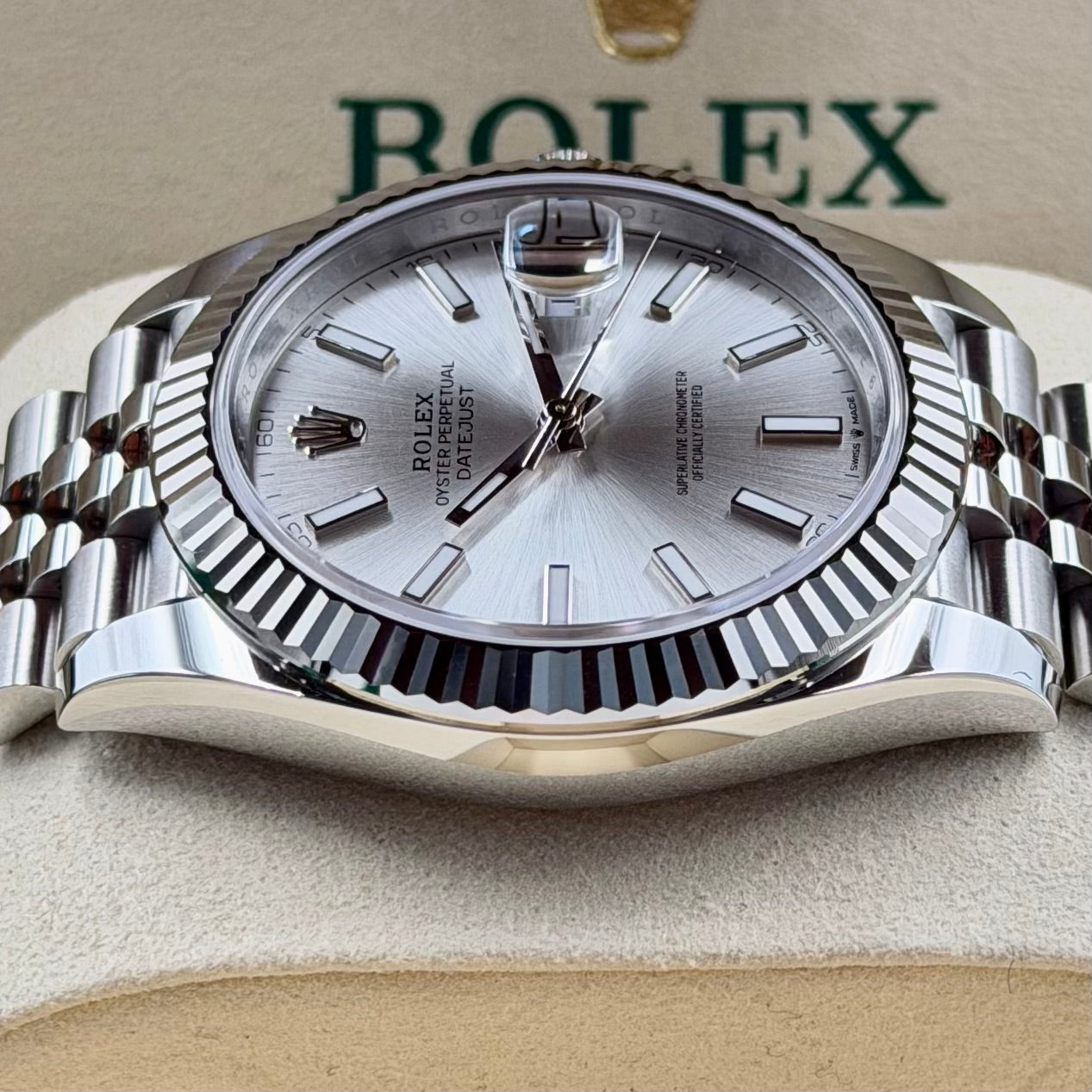 Rolex Datejust 41 Silver Dial Fluted Jubilee 126334 - Full Set (2025)