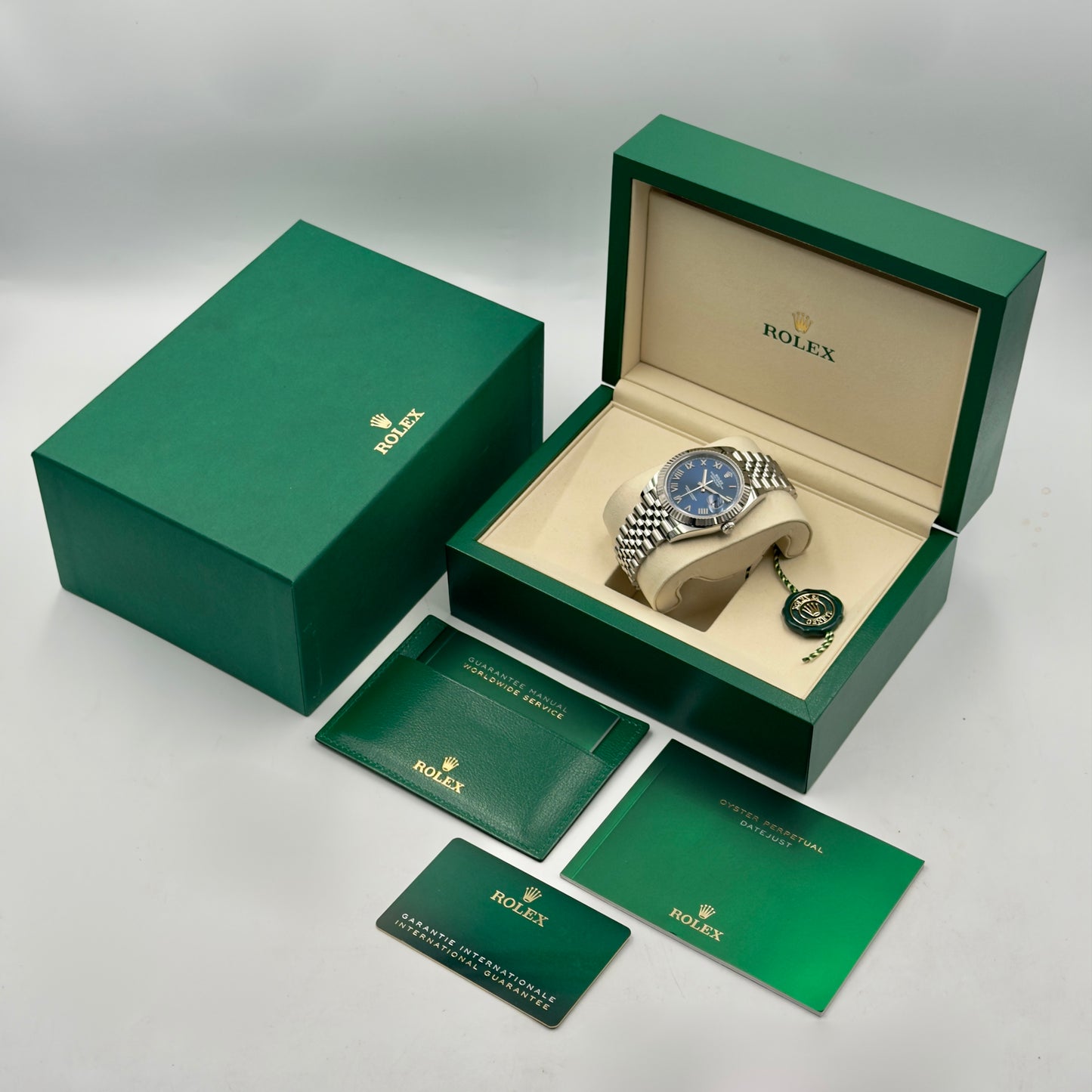 Rolex Datejust 41 Blue Roman Numeral Dial Fluted Jubilee 126334 - Full Set (2026)