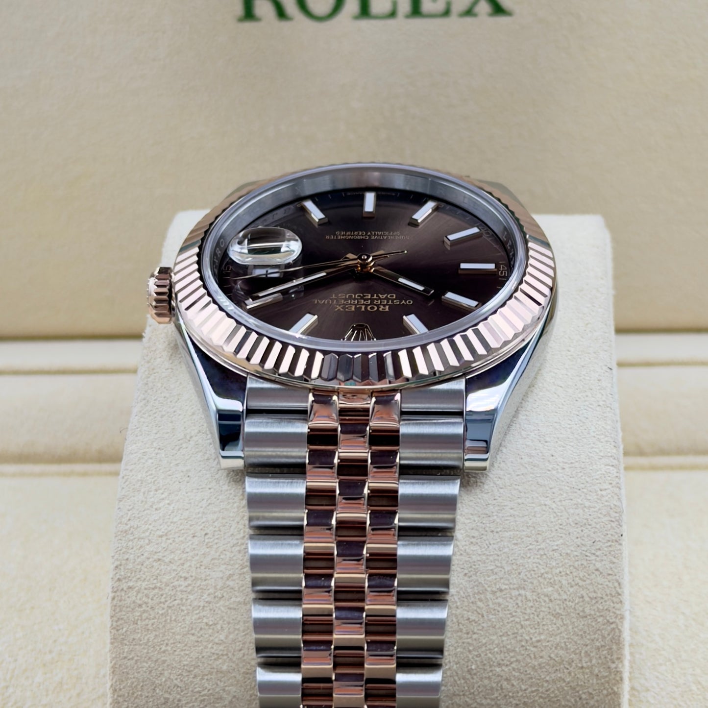 Rolex Datejust 41 Chocolate Baton Fluted Bezel Jubilee Bracelet 126331 - Full Set (2024)