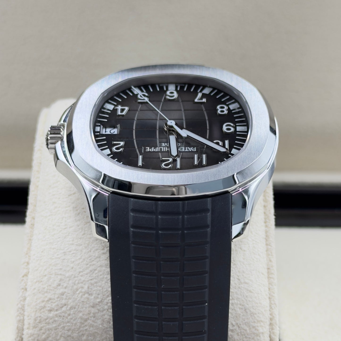 Patek Philippe Aquanaut Grey Dial 5167/1A - Full Set (2022)