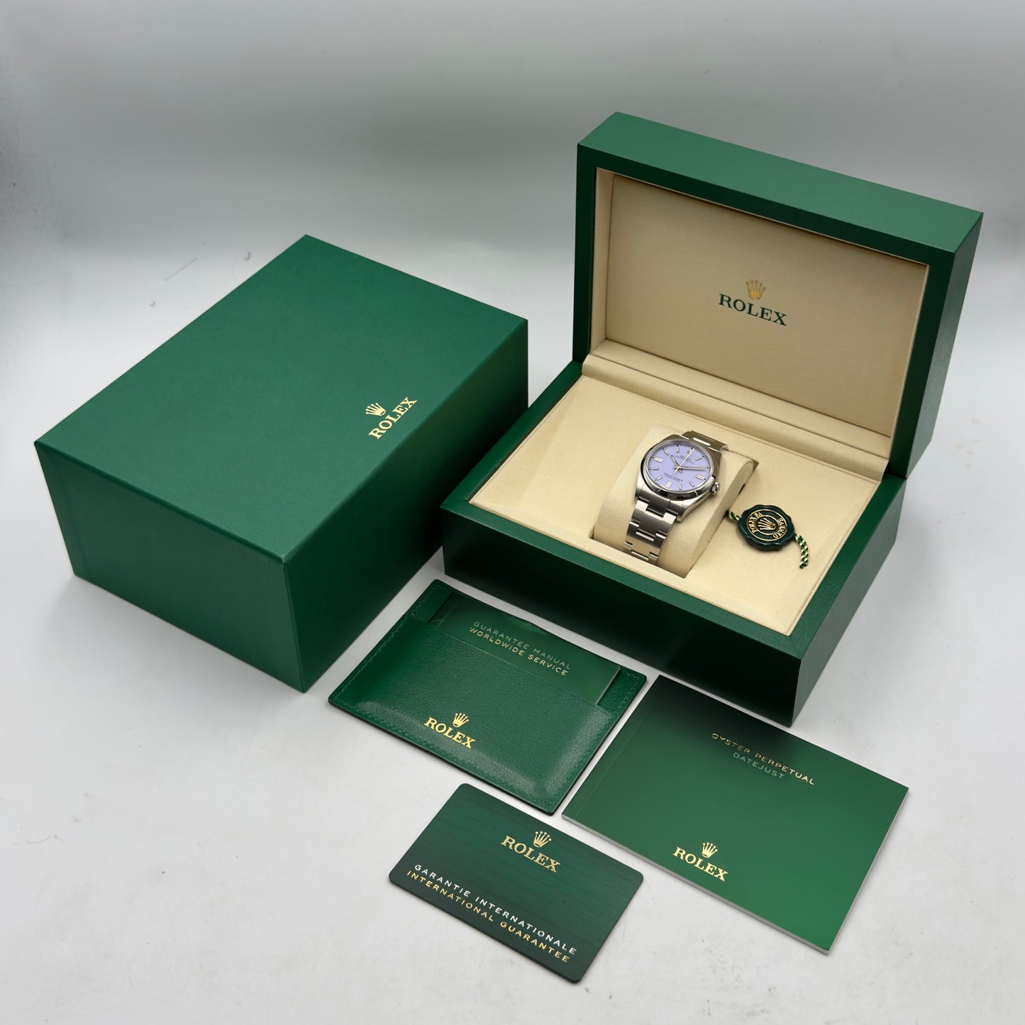 Rolex Oyster Perpetual 36 Lavender 126000 - Full Set (2026)