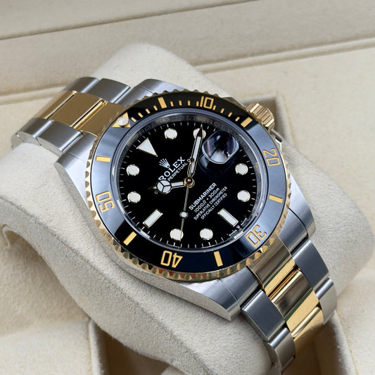 Rolex Submariner Date Black Dial Steel and Yellow Gold 116613LN - Full Set