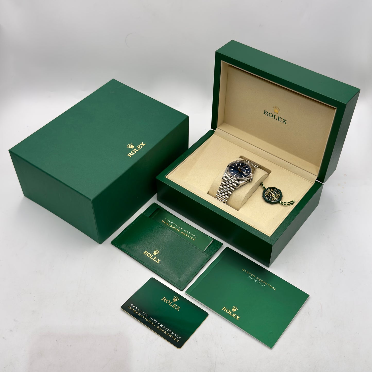 Rolex Datejust 36 Blue Baton Fluted Jubilee 126234 - Full Set (2026)