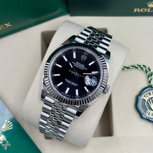 Rolex Datejust 41 Black Dial Fluted Jubilee 126334 - Full Set (2025)