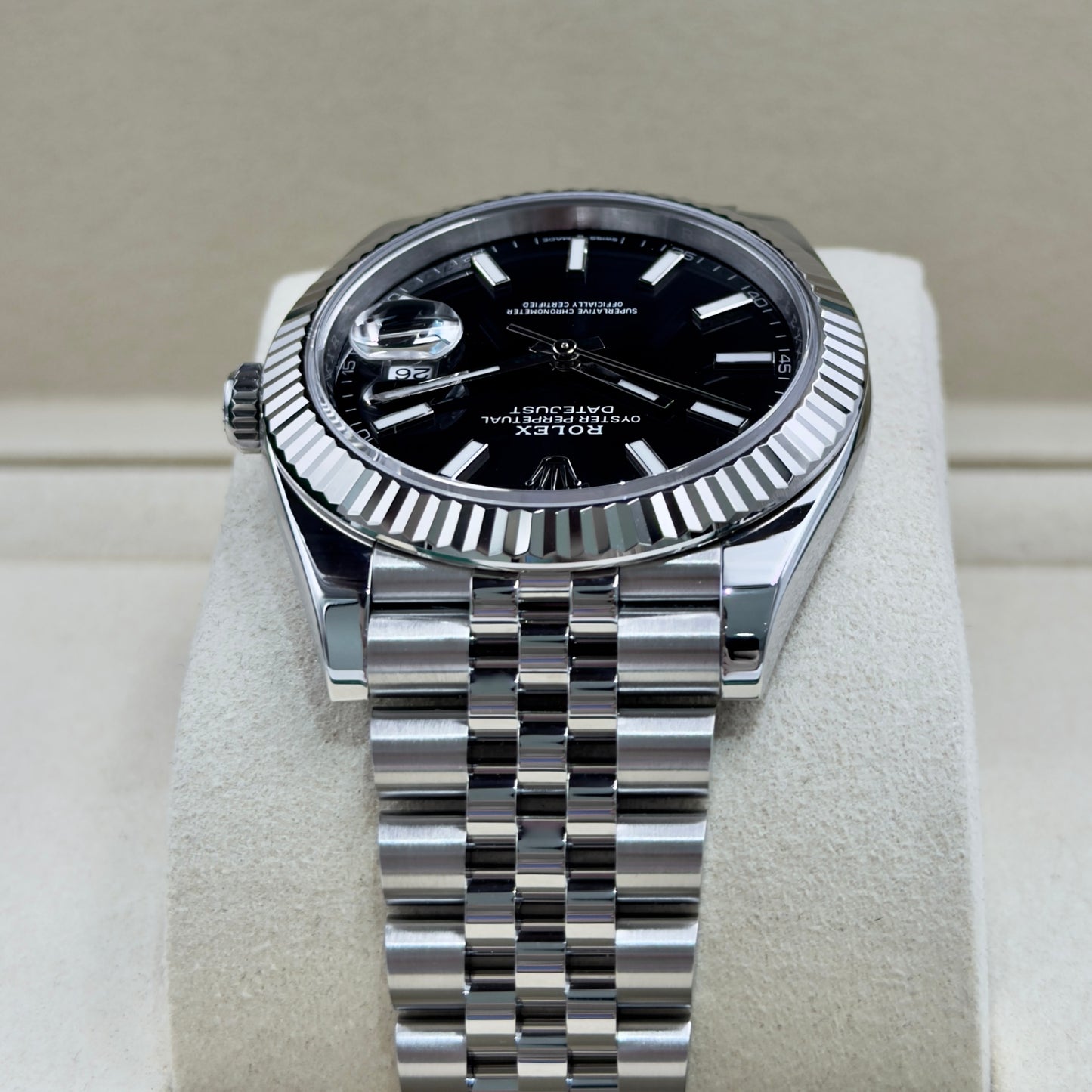 Rolex Datejust 41 Black Dial Fluted Jubilee 126334 - Full Set (2025)