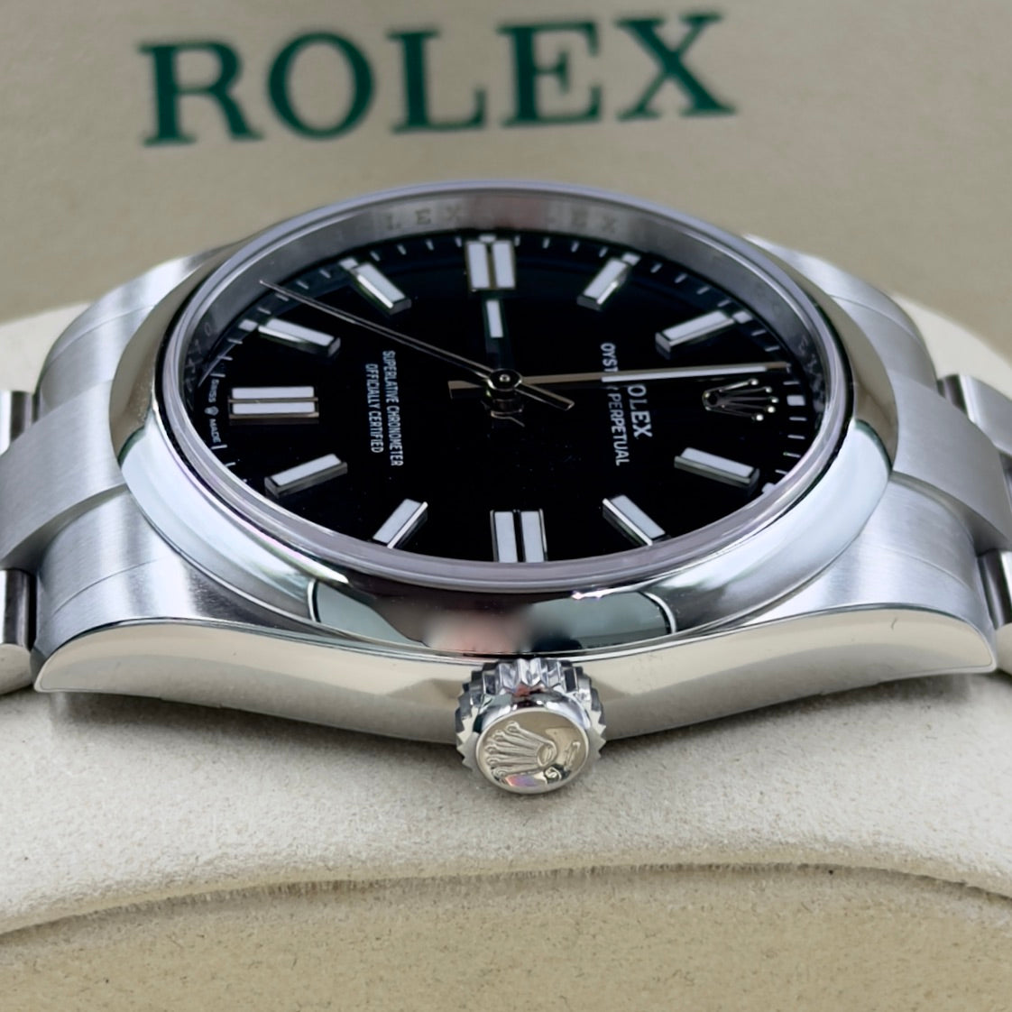Rolex Oyster Perpetual 41 Black Dial 134300 - Full Set (2026)