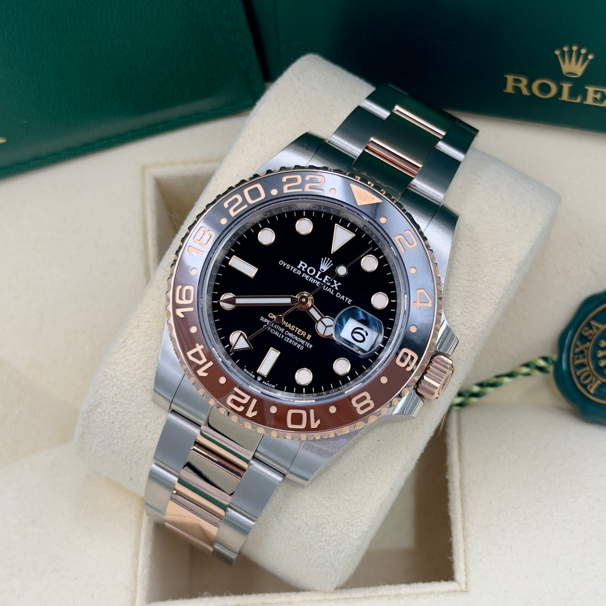 Rolex GMT-Master II Rootbeer 126711CHNR - Full Set (2020)