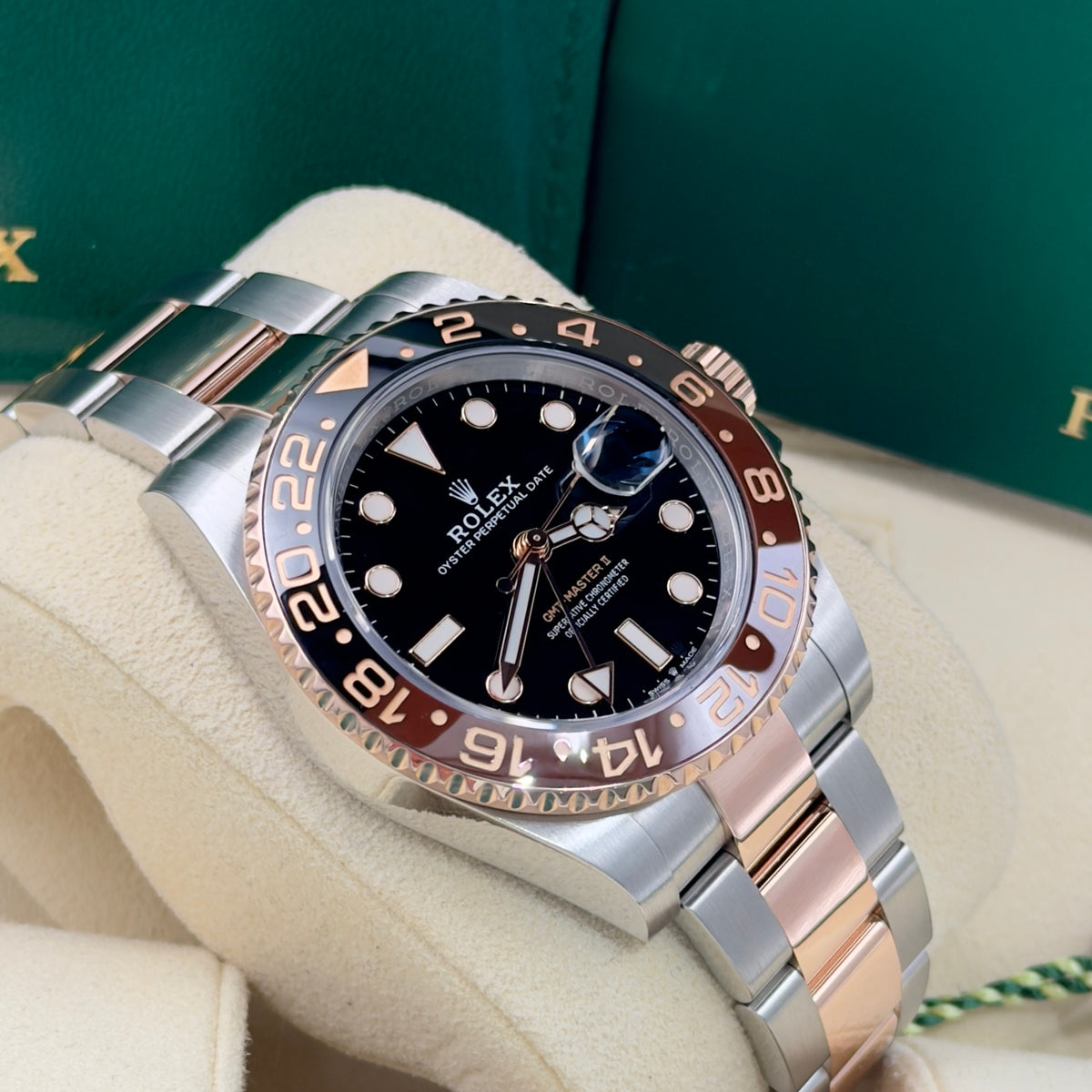 Rolex GMT-Master II Rootbeer 126711CHNR - Full Set (2020)