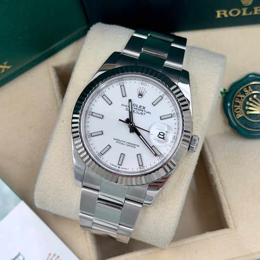 Rolex Datejust 41 White Dial Fluted Oyster 126334 - Full Set (2019)