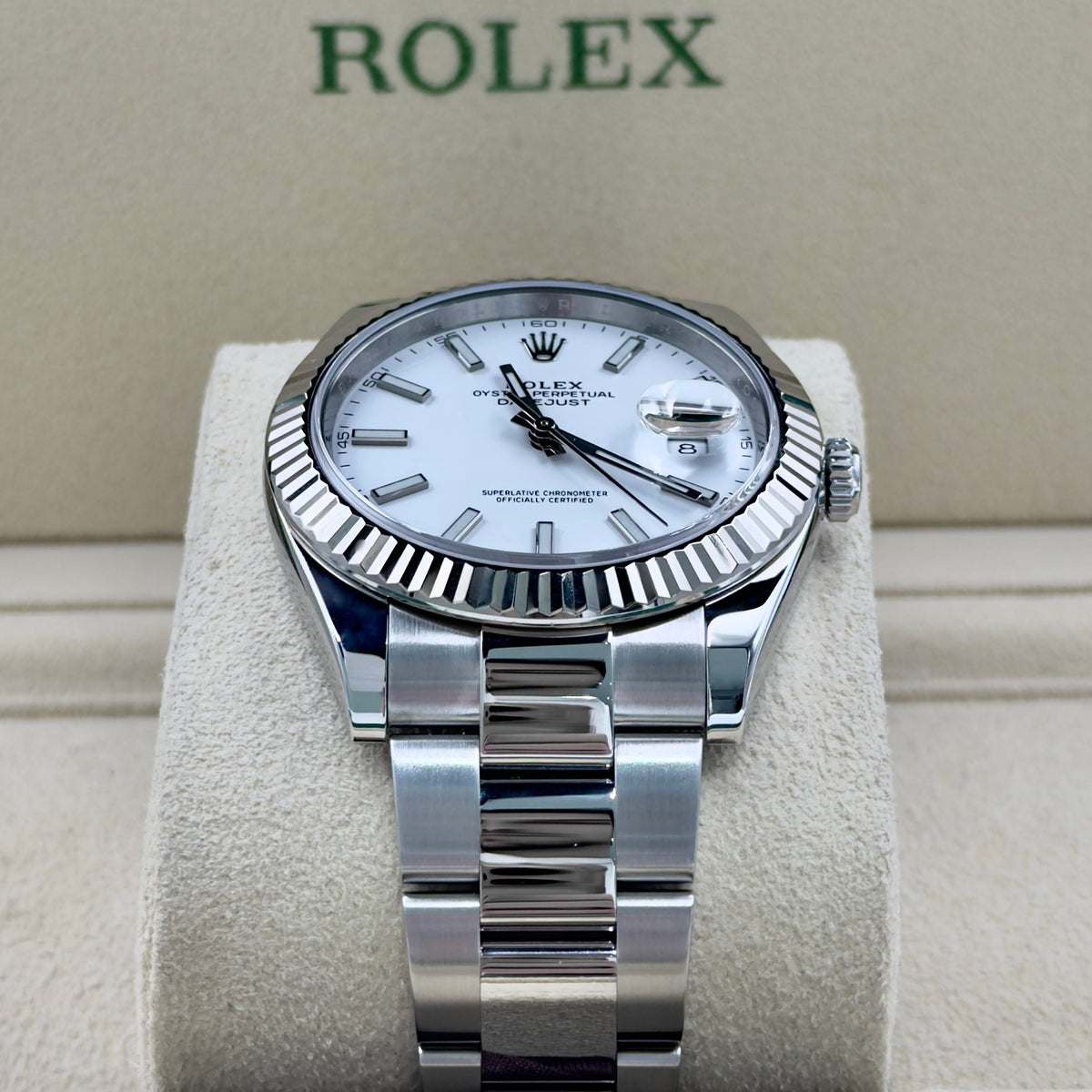Rolex Datejust 41 White Dial Fluted Oyster 126334 - Full Set (2019)
