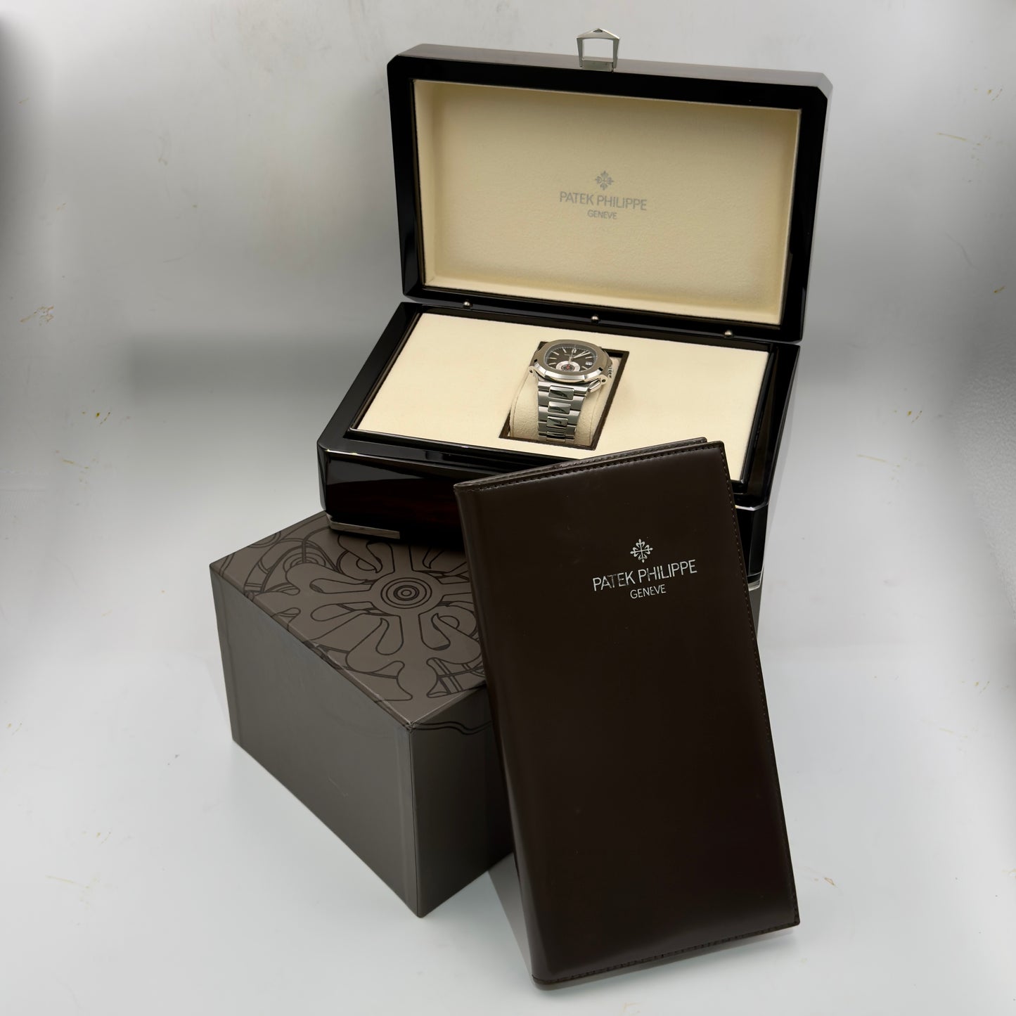 Patek Philippe Nautilus Black Dial 5980/1A-014 - Full Set (2014)