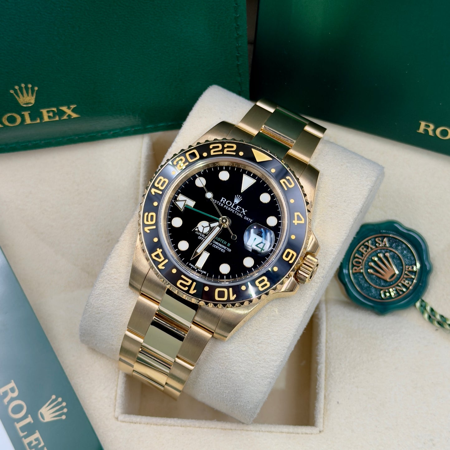 Rolex GMT-Master II Full 18K Yellow Gold Black Dial 116718LN - Full Set (2013)