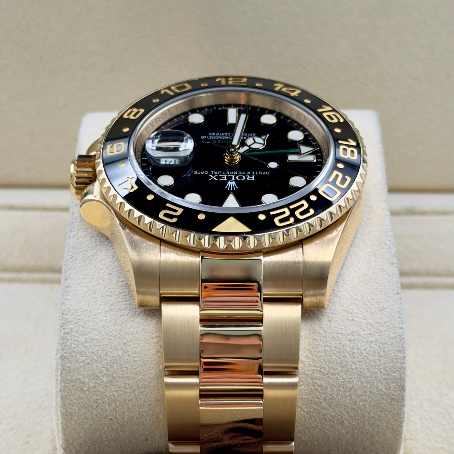 Rolex GMT-Master II Full 18K Yellow Gold Black Dial 116718LN - Full Set (2013)