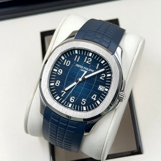 Patek Philippe Aquanaut Blue Dial and Strap 5168G-001 - Full Set (2023)