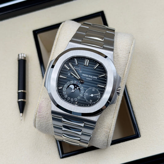Patek Philippe Nautilus 5712/1A-001 - Full Set (2024)