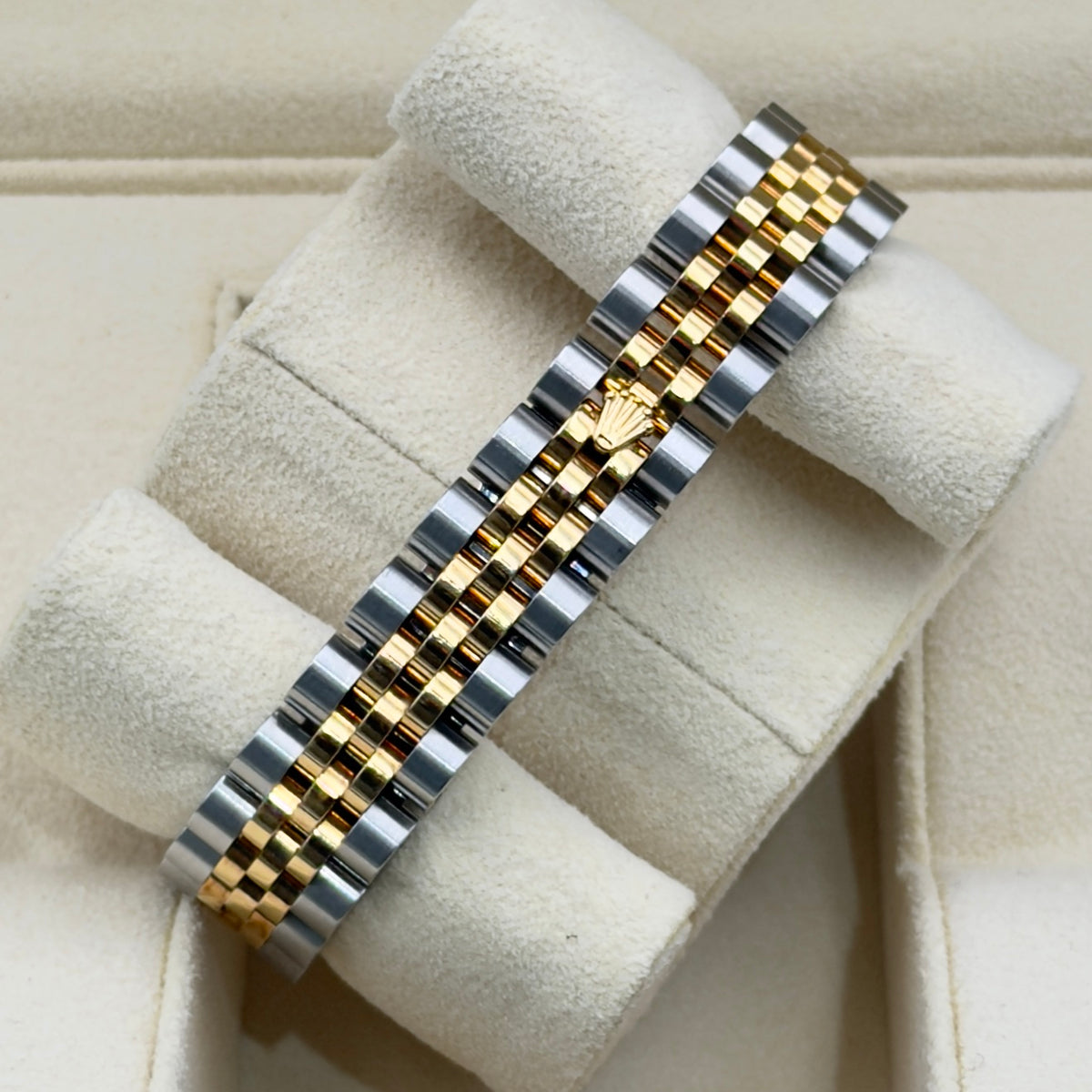 Rolex Lady-Datejust 26 White Roman Numeral Dial 179173 - Full Set (2012)