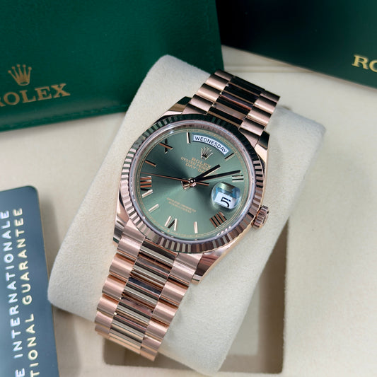 Rolex Day-Date 36 Olive 128235 - Full Set (2026)