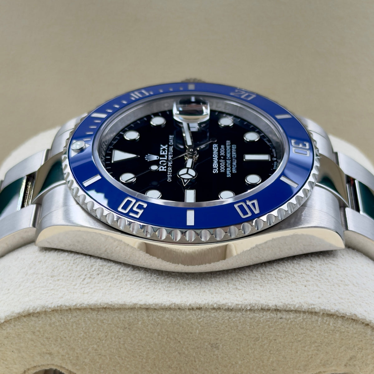 Rolex Submariner Date "Smurf" 126619LB - Full Set (2022)