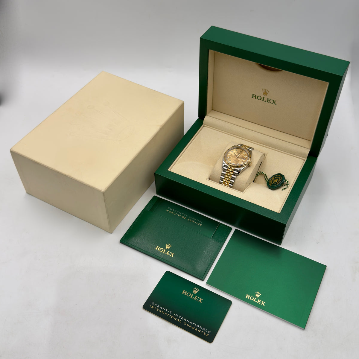 Rolex Datejust Computer Dial 126233 - Full Set (2021)