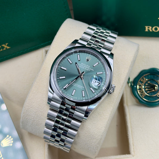 Rolex Datejust Mint Green Smooth Jubilee 126200 - Full Set (2026)