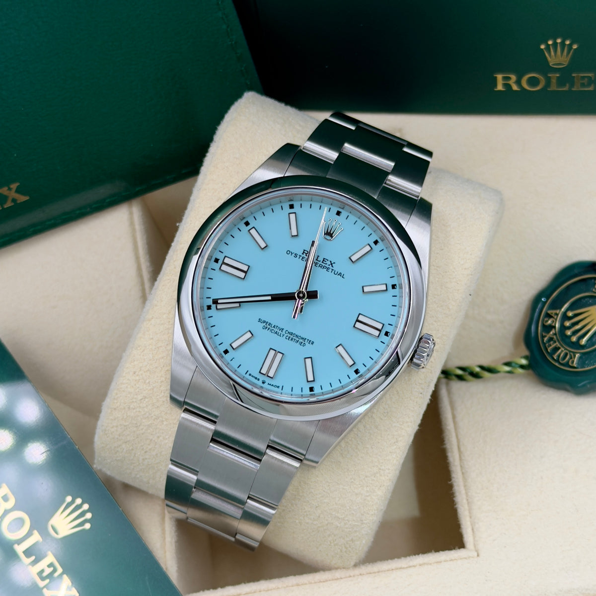 Rolex Oyster Perpetual Tiffany Blue 124300 - Full Set (2021)