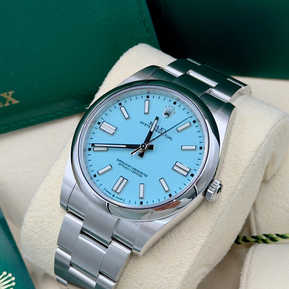Rolex Oyster Perpetual Tiffany Blue 124300 - Full Set (2021)