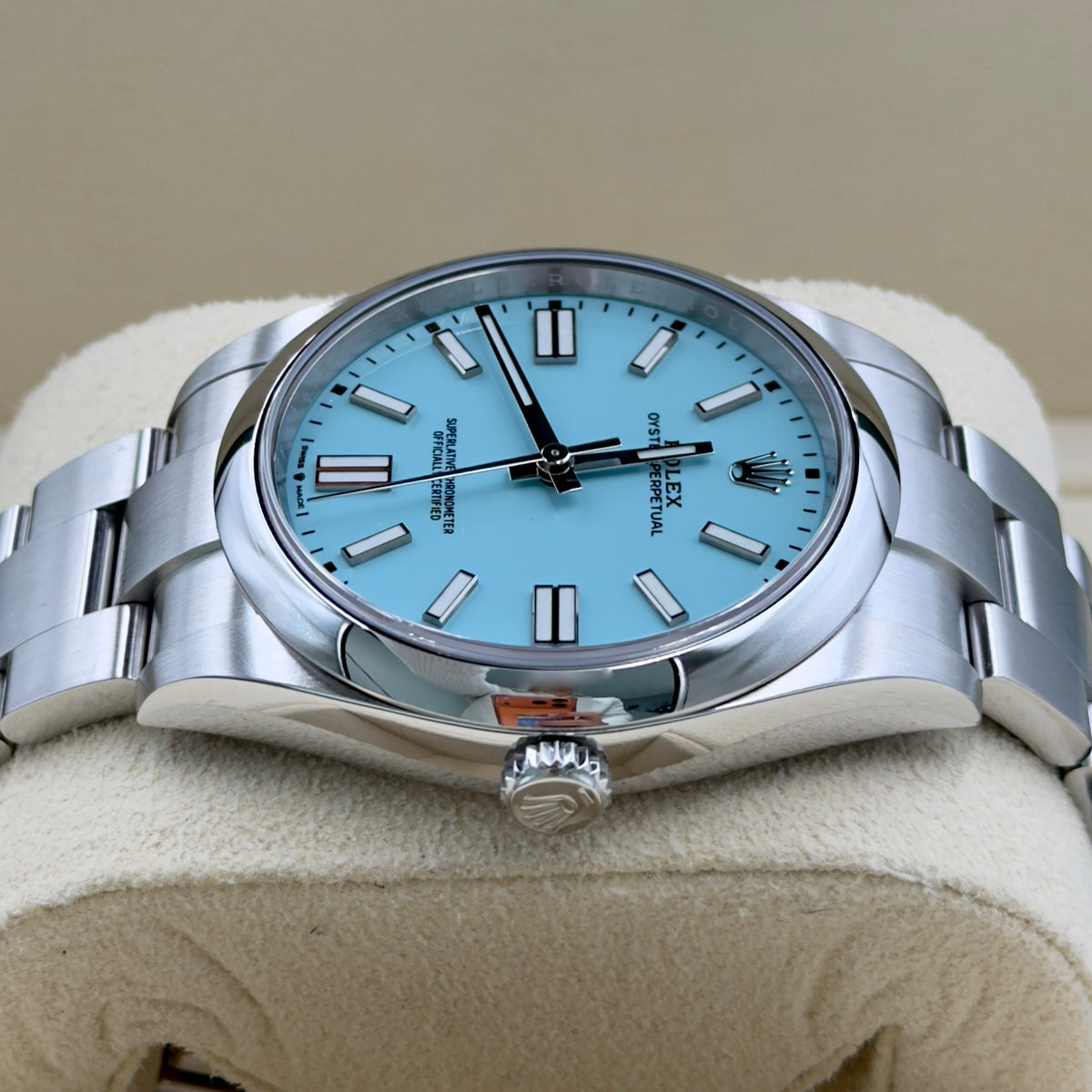 Rolex Oyster Perpetual Tiffany Blue 124300 - Full Set (2021)