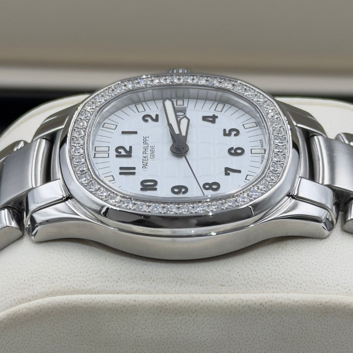 Patek Philippe Aquanaut White Dial Factory Diamond Bezel 5087/1A - Full Set (2012)