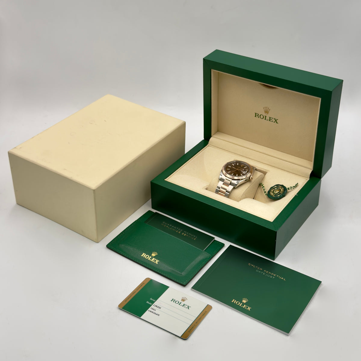 Rolex Datejust 41 Chocolate Baton 126331 - Full Set (2017)