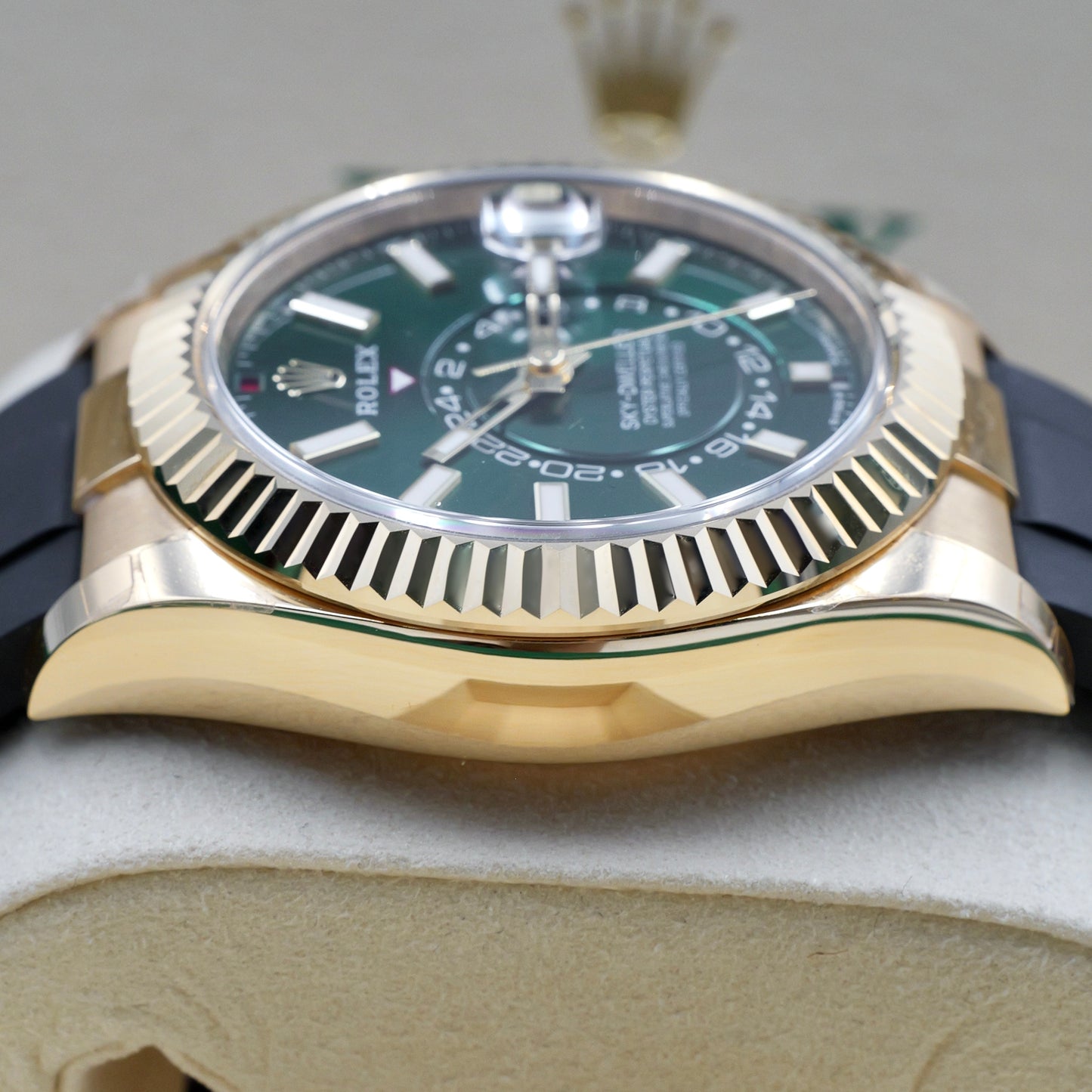Rolex Sky-Dweller Green Dial OysterFlex 336238 Full Set 2026