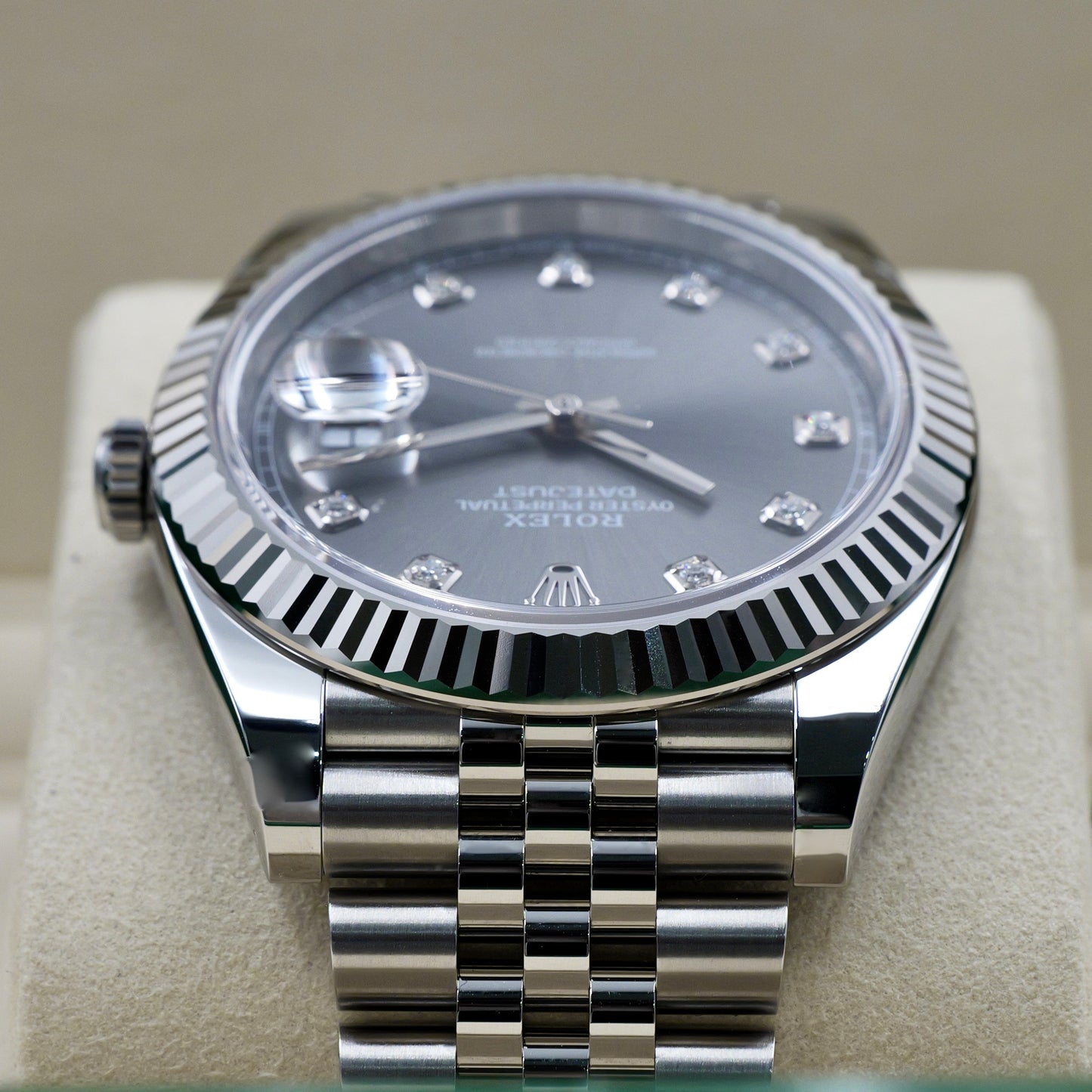 Rolex Datejust 41 Rhodium Diamond Dot Dial 126334 - Full Set (2025)