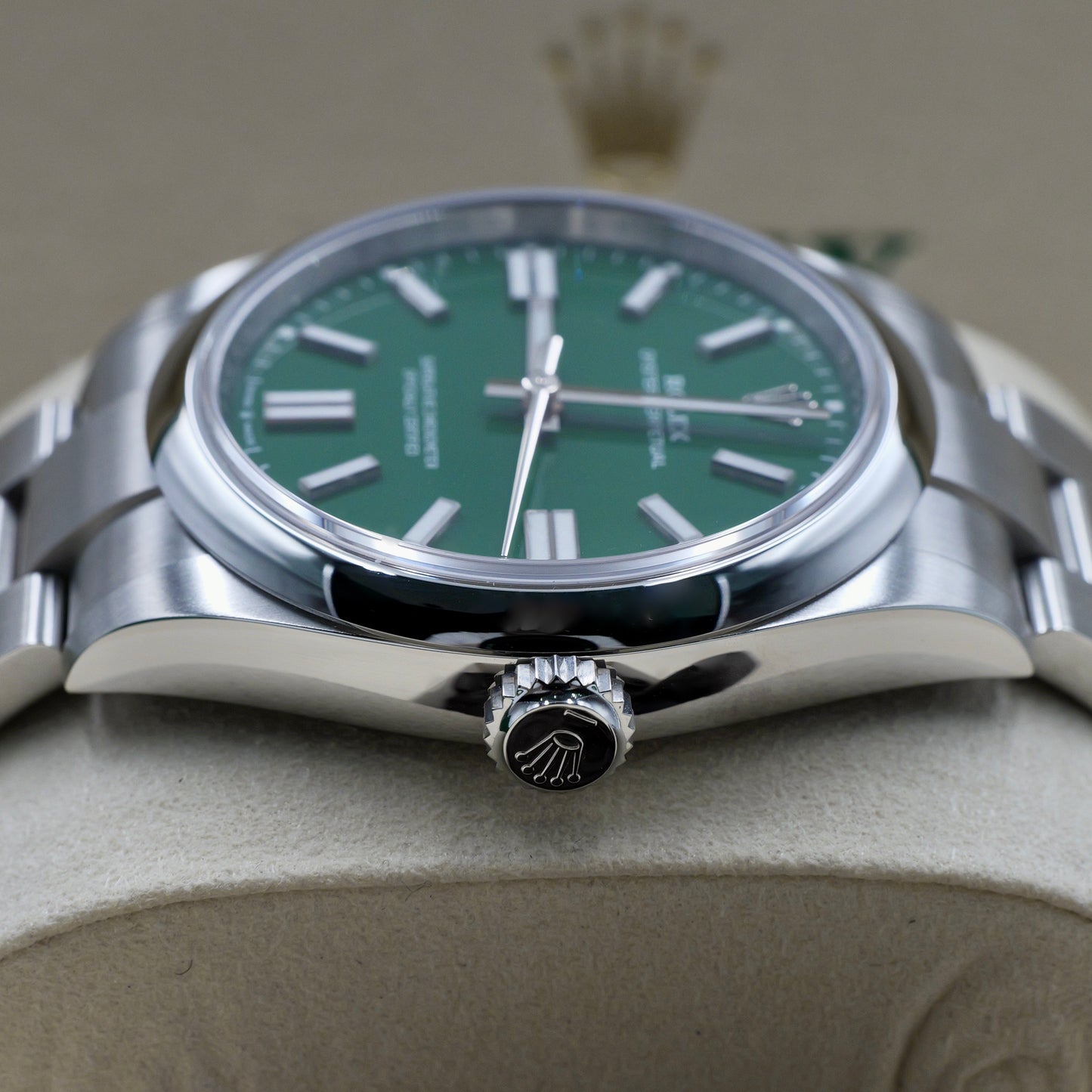 Rolex Oyster Perpetual 41 Green Dial 134300 - Full Set (2026)