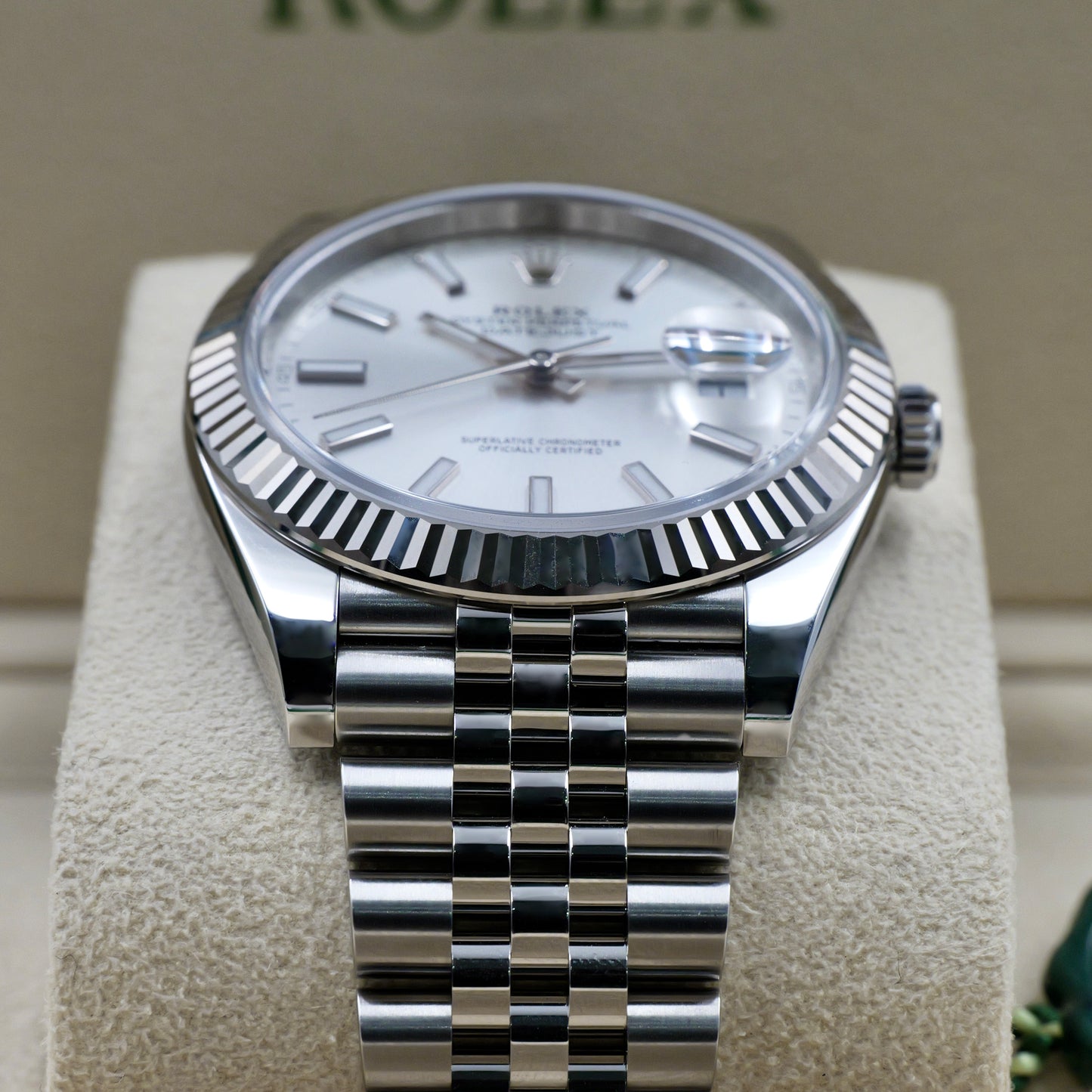 Datejust 41 Silver Baton Dial 126334 - Full Set (2025)