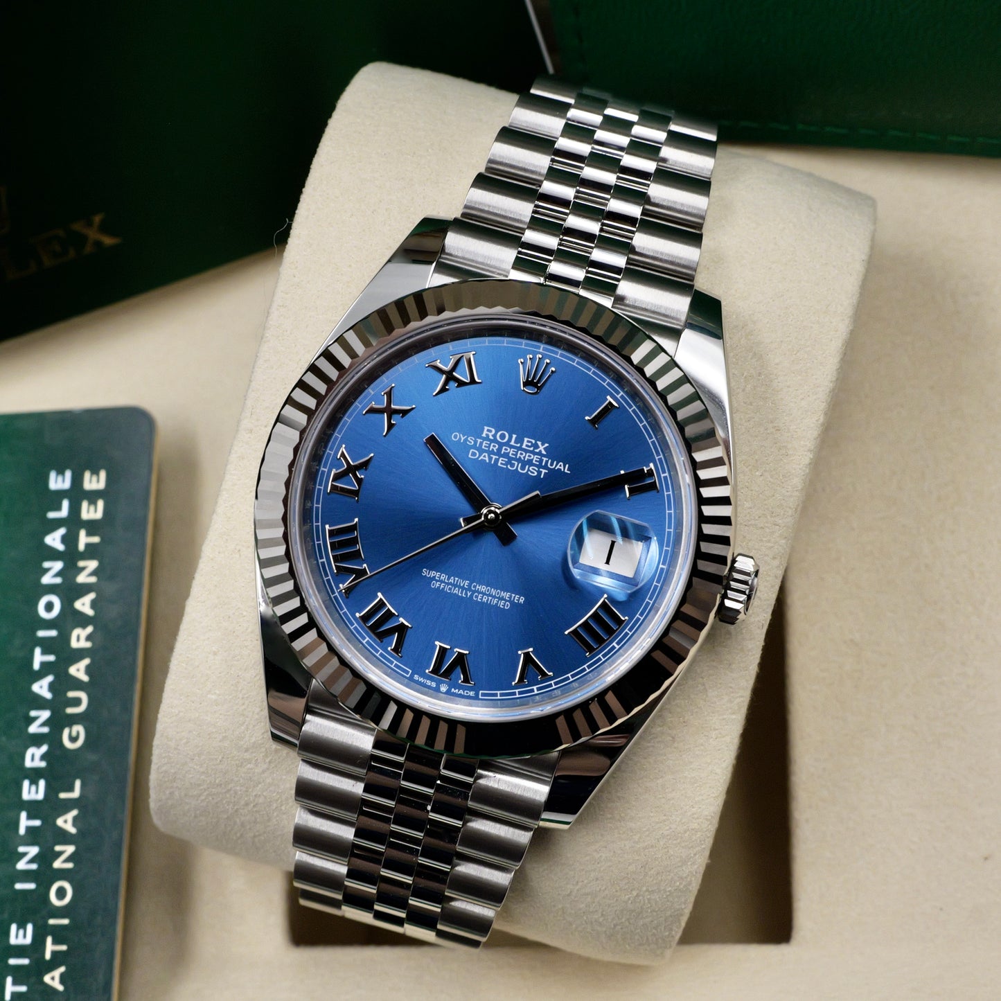 Rolex Datejust 41 Azzurro Fluted Jubilee 126334 - Full Set (2025)