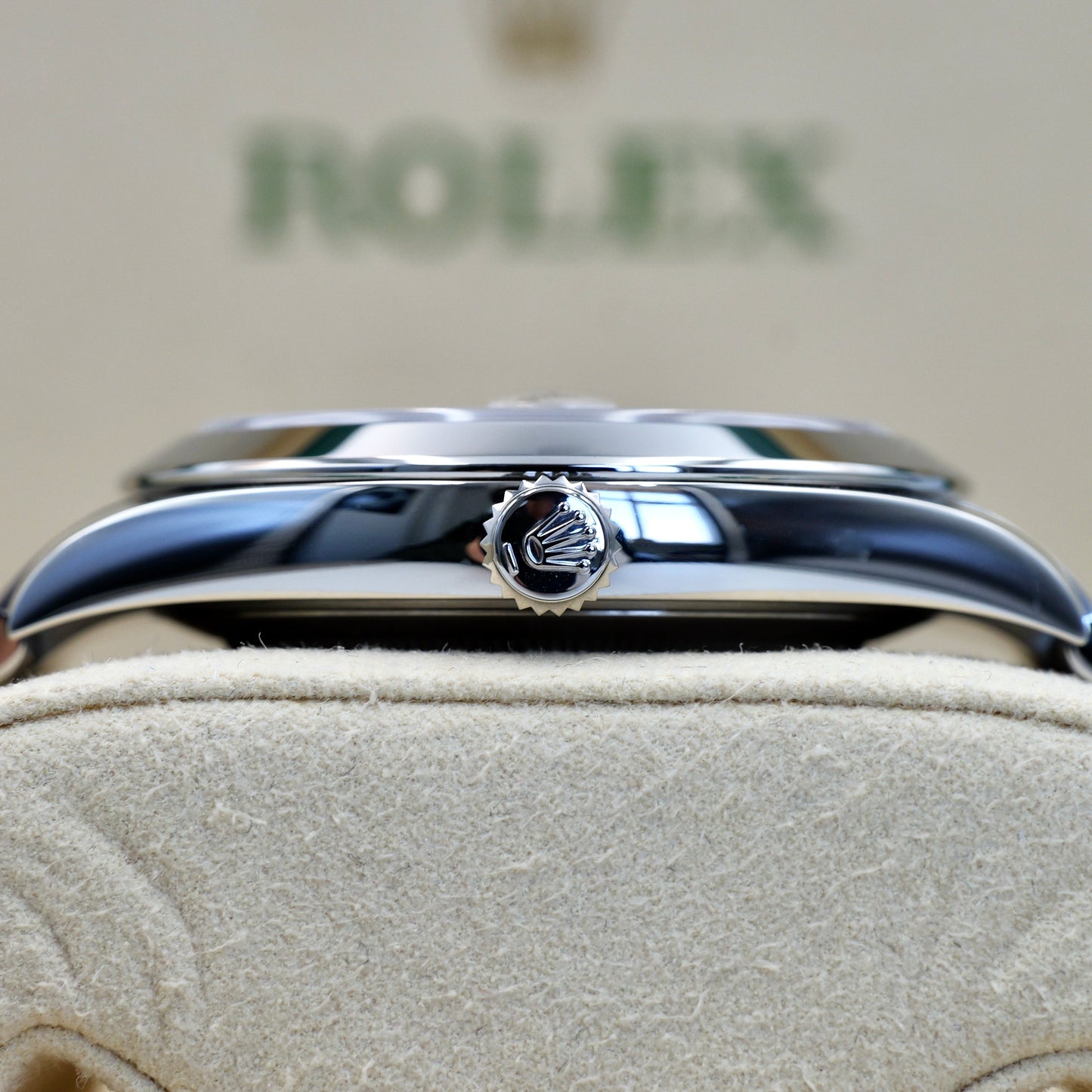 Rolex Datejust 41 White Roman Numeral Dial Smooth Bezel 126300 - Full Set (2024)