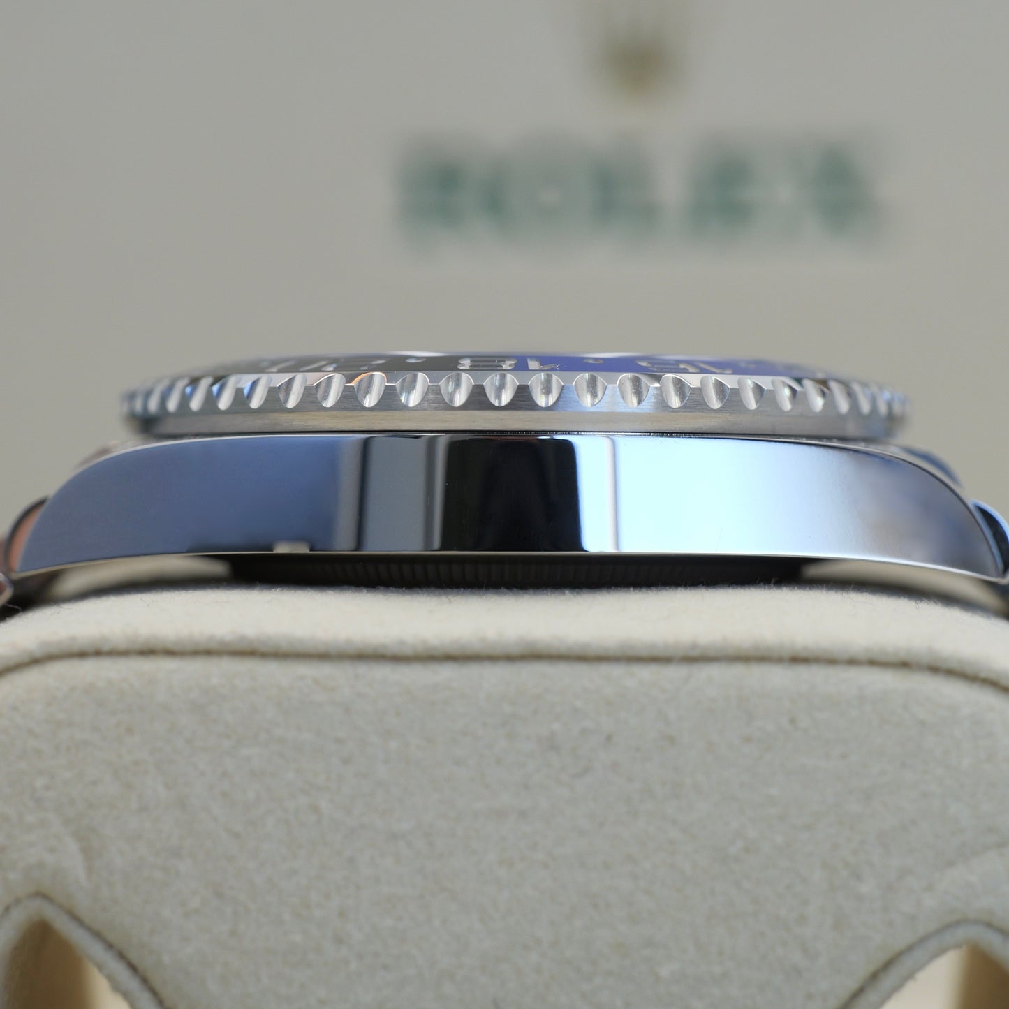 Rolex GMT-Master II Batgirl 126710BLNR - Full Set (2024)